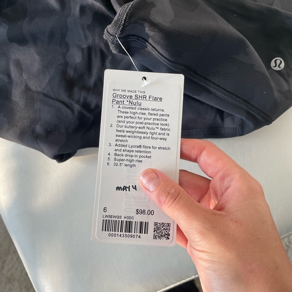 lululemon groove pant - Picture 3 of 5